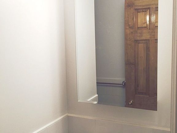 4th image of 208 E 124th St #18