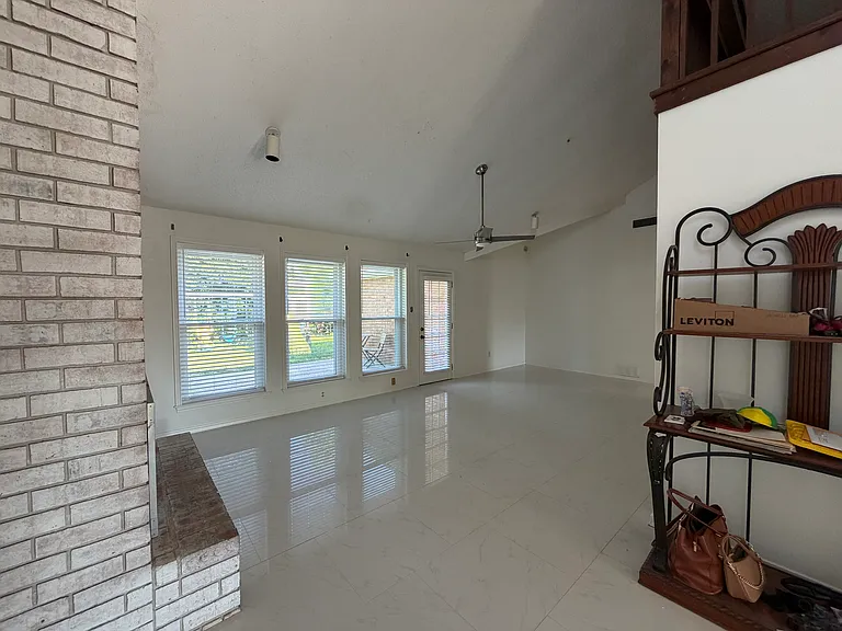 48 Traminer Dr — Photo 13