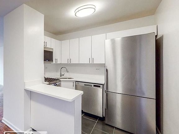 3rd image of 145 E 16th St #3AB