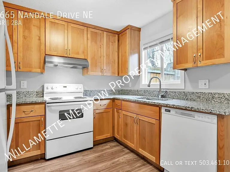 4665 Nandale Dr NE — Photo 4