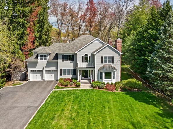 9 Beechwood Boulevard, Rye Brook, NY 10573