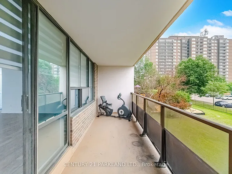 2721 Victoria Park Ave #203 — Photo 29