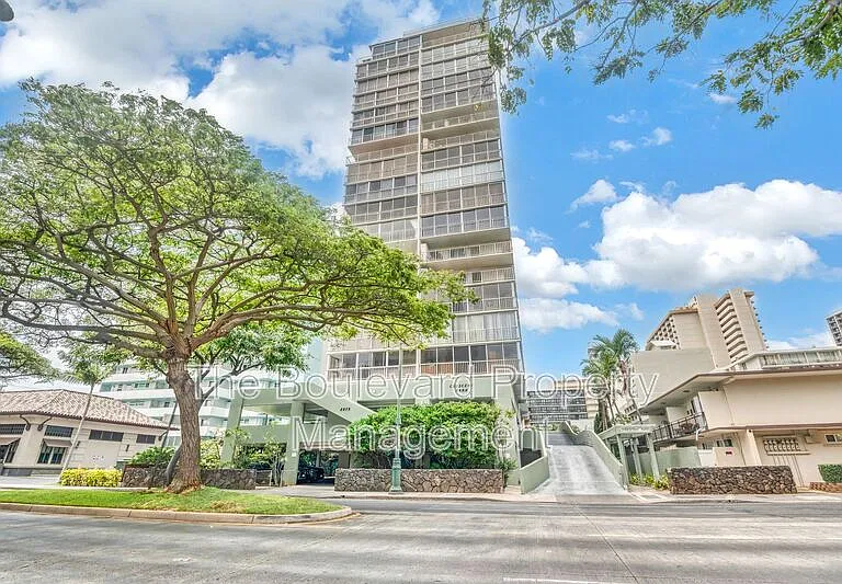 2575 Kuhio Ave #1001 — Photo 24