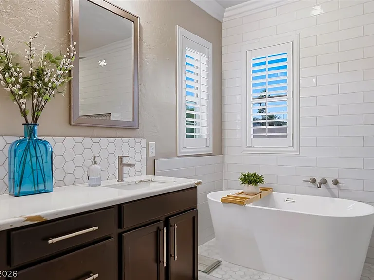 2534 Birch Hollow St — Photo 32