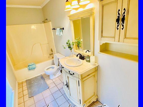 3rd image of 105 Mountain View Dr #22