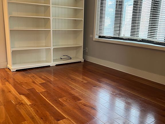 5th image of 2128 N Hoyne Ave #2