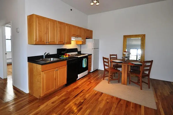 Rented by Corcoran | media 2