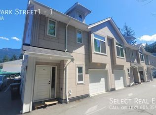 548 Park St #STREET1-1, Hope, BC V0X1L4
