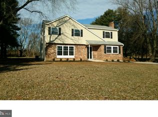 923 Oakbourne Rd, West Chester, PA 19382