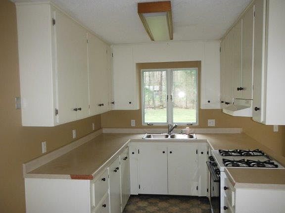 4th image of 626 E Whitethorn Dr