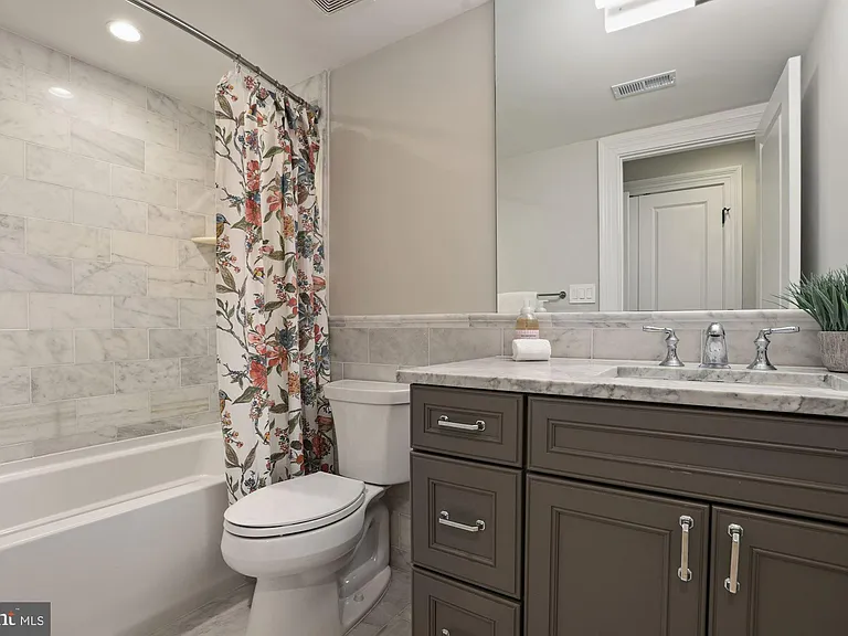 1310 Vermont Ave NW #2 — Photo 7