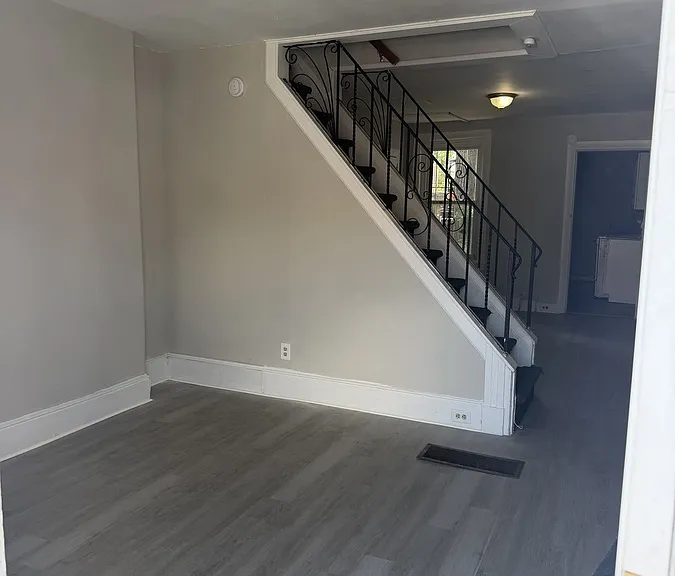 613 Willow St — Photo 2