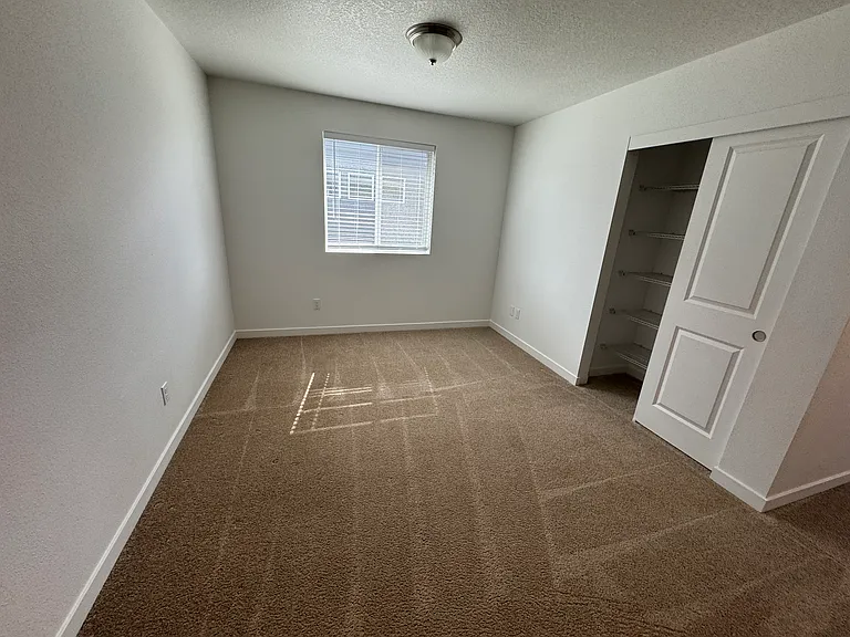 Upstairs Loft with Closet