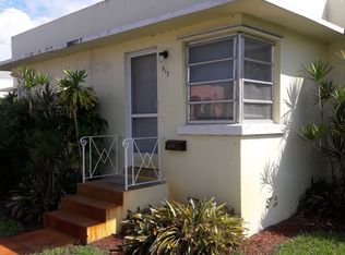 517 6th Ave N, Lake Worth, FL 33460