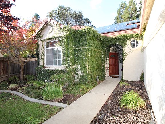 2nd image of 8864 Chadbury Pl