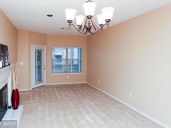 4th image of 4443 Fair Stone Dr APT 102