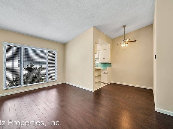 2nd image of 841 Lincoln Blvd APT G