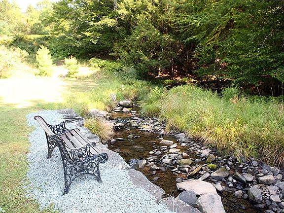 3rd image of 552 County Road 116