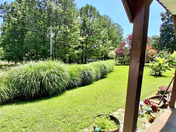 2nd image of 80 Mapleleaf Lake Cir