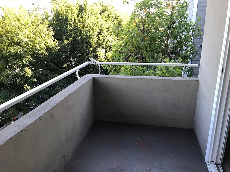 815 E 4th Ave #5 — Photo 17