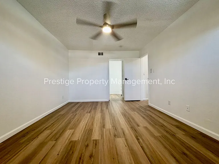 6331 N Barcelona Ct #921 — Photo 20