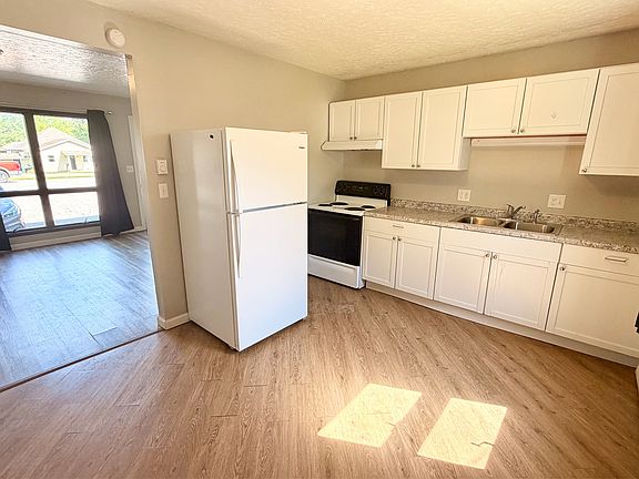 2nd image of 623 N Bryan Ave #20