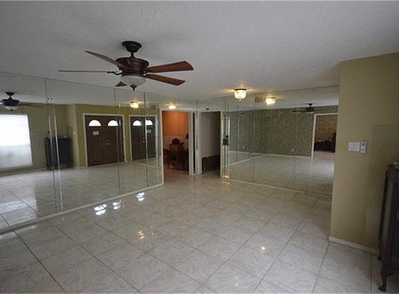 5th image of 9102 Cliffwood Dr