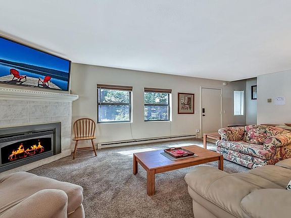 3rd image of 1439 Ski Run Blvd #G-3