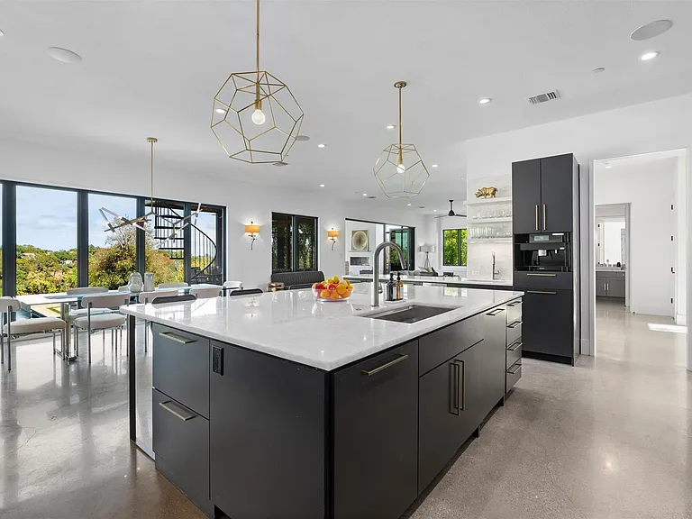 1500 The High Rd — Photo 15