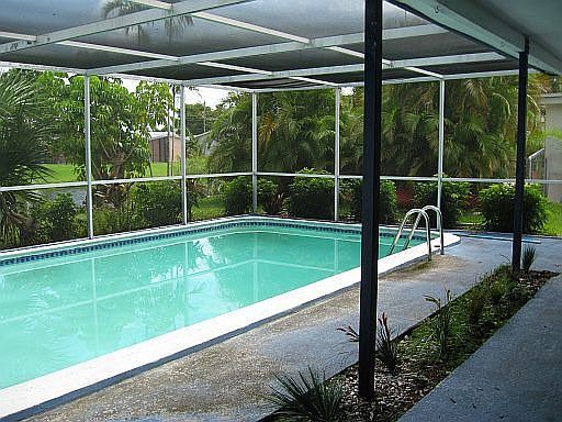 Screened Pool