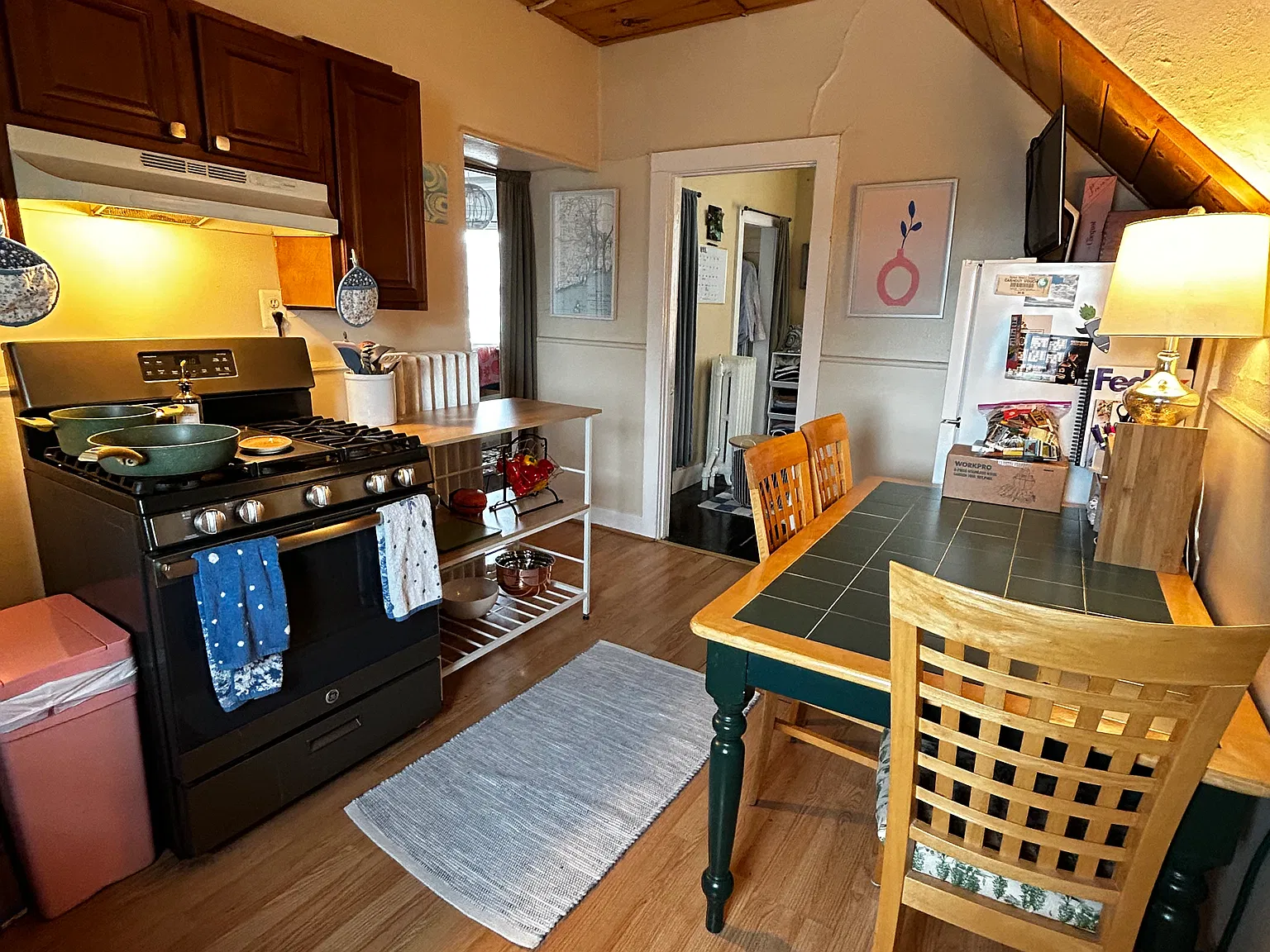 1 bed, 800 sqft, $2,200 — Photo 2