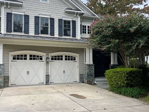 2nd image of 6817 Algonquin Ave