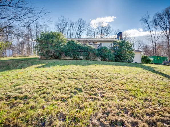 4248 Reedy Creek Rd, Bristol, VA 24202