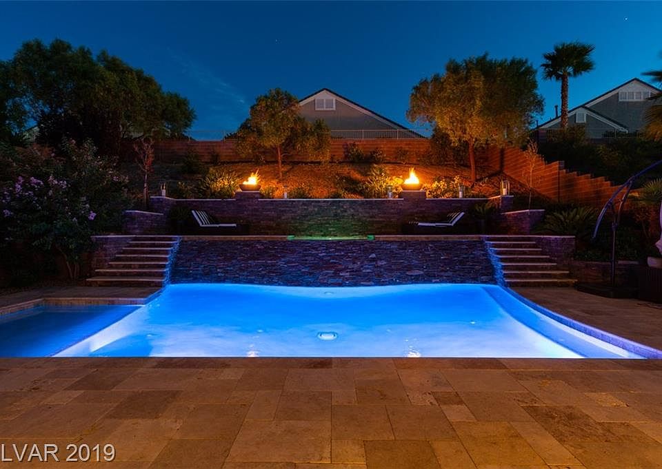 2nd image of 2177 Horse Prairie Dr