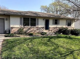 1102 6th St, Glenwood, IA 51534