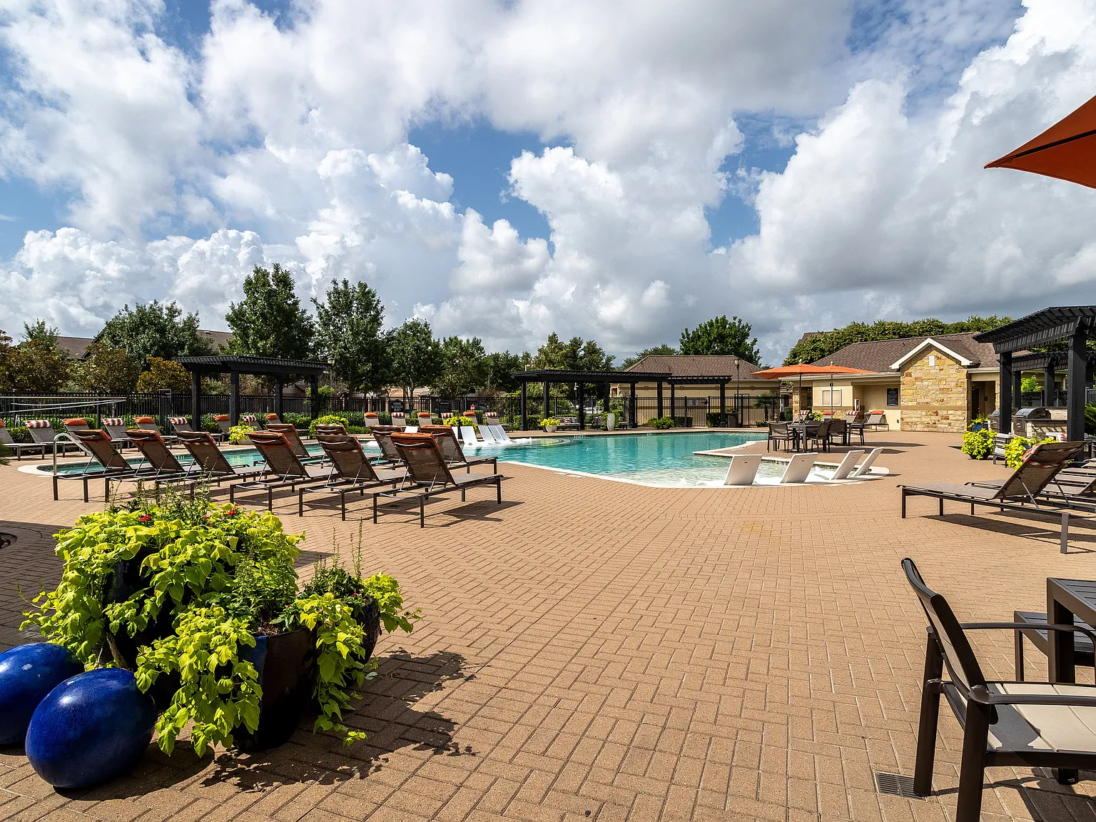 Grand Villas at Cinco Ranch — Photo 2