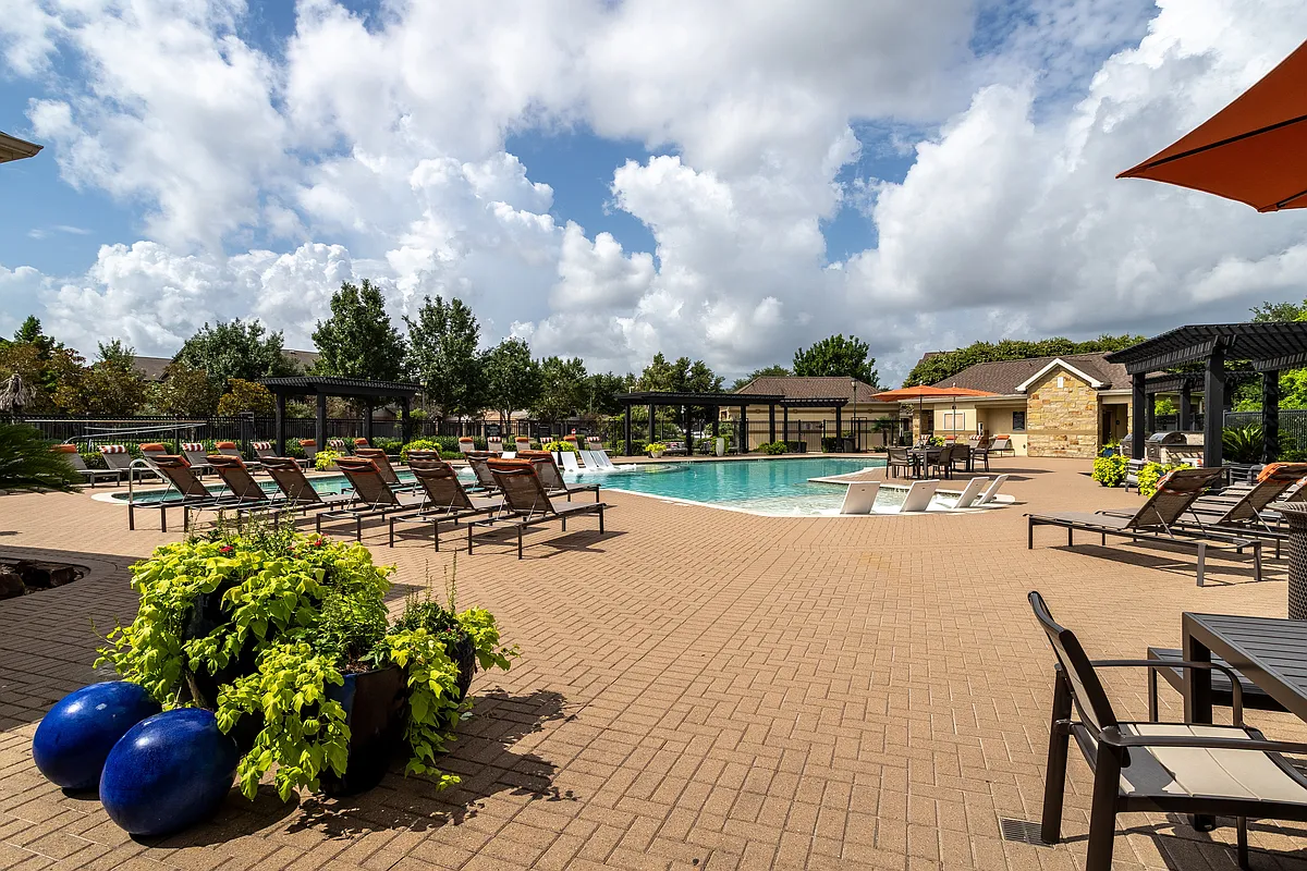 Building Photo - Grand Villas at Cinco Ranch