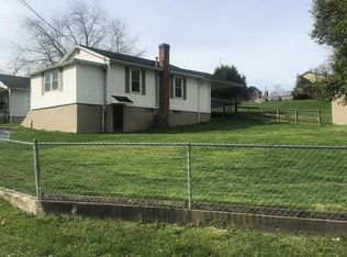 7771 Okey L Patteson Rd, Scarbro, WV 25917