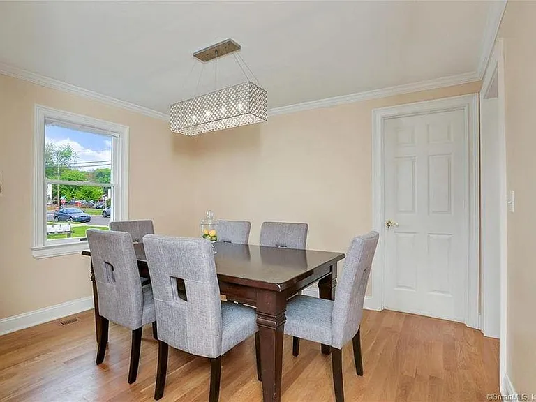 11 Richards Ave — Photo 12