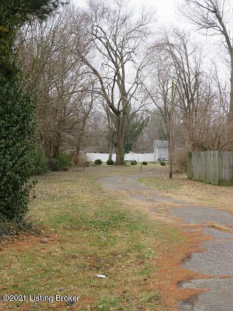 2nd image of 3130 Bridwell Dr