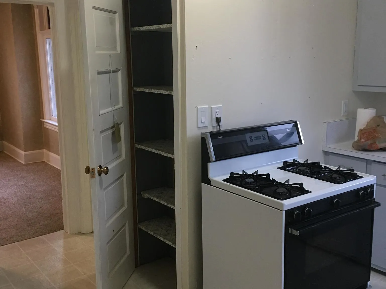 2 bed, $1,150 — Photo 3