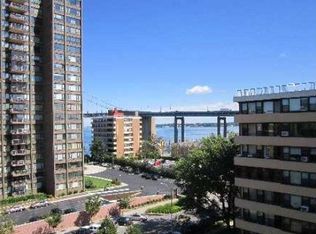 166-10 Powells Cove Blvd #8B, Whitestone, NY 11357