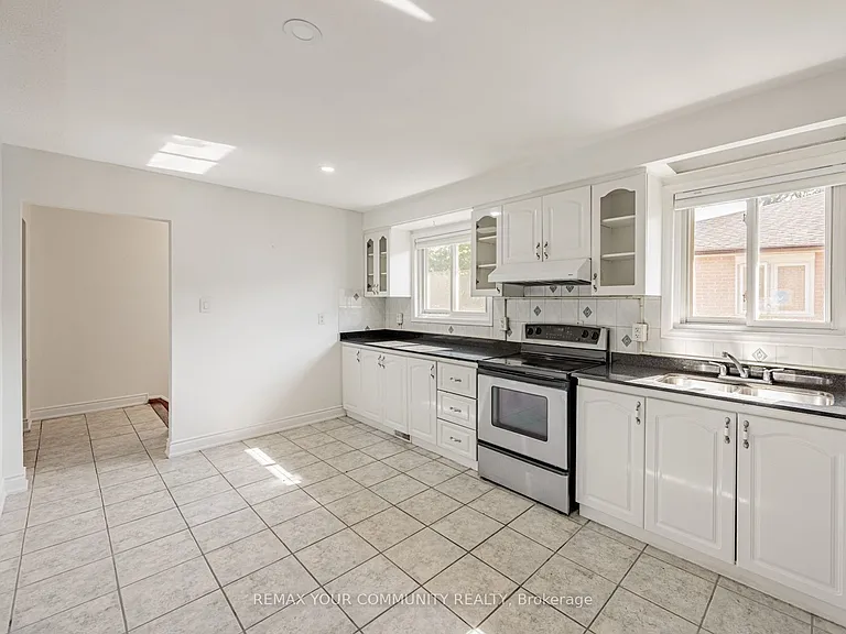 14 Roseville Dr — Photo 14