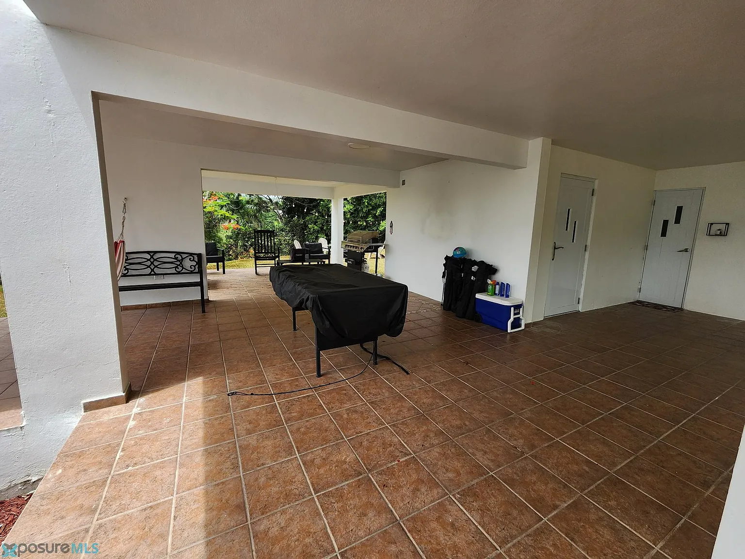 3 bed, 2.5 bath, 1000 sqft, $2,500 — Photo 3