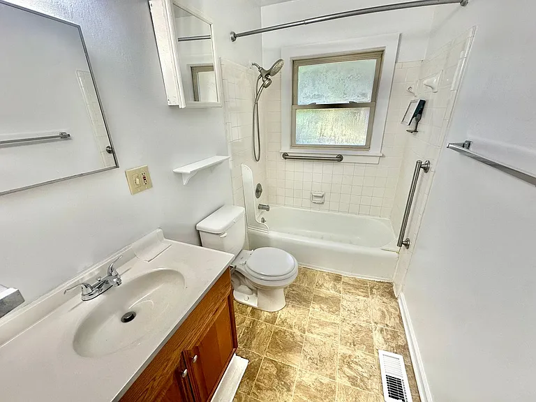 1644 Nicholson Ave — Photo 11