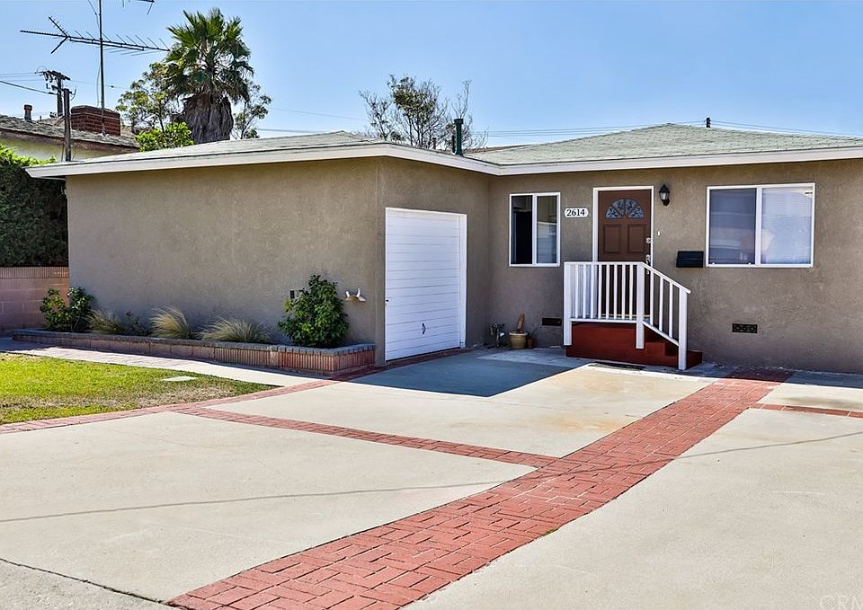 2nd image of 2614 Huntington Ln