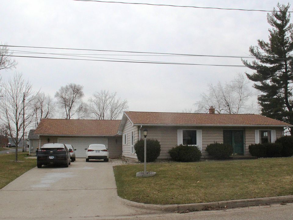 1st image of 107 De Voll Ct