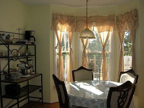 Breakfast Room