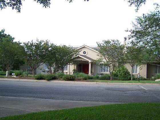 2nd image of 210 Spring Mill Dr