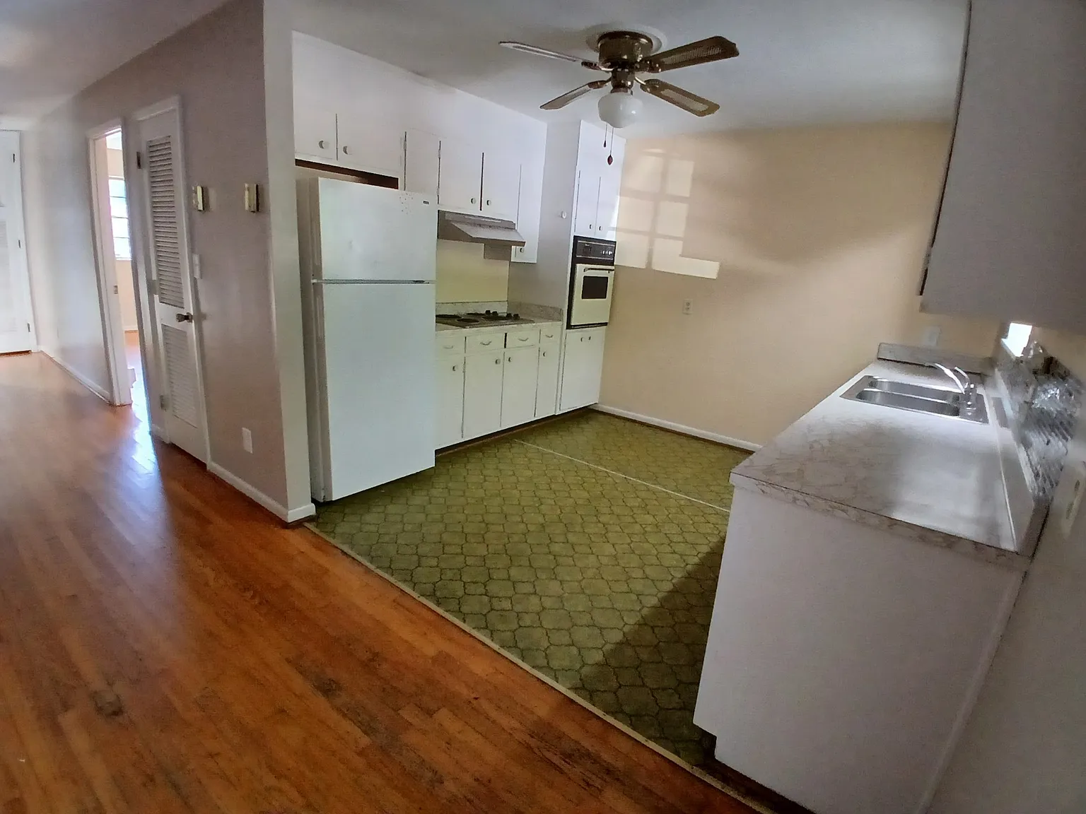 1 bed, $995 — Photo 3